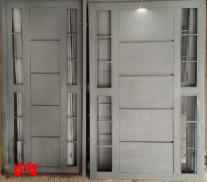 Puertas de metal pintado